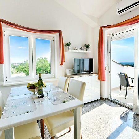 Apartman Del Mar Appartement Poreč Buitenkant foto