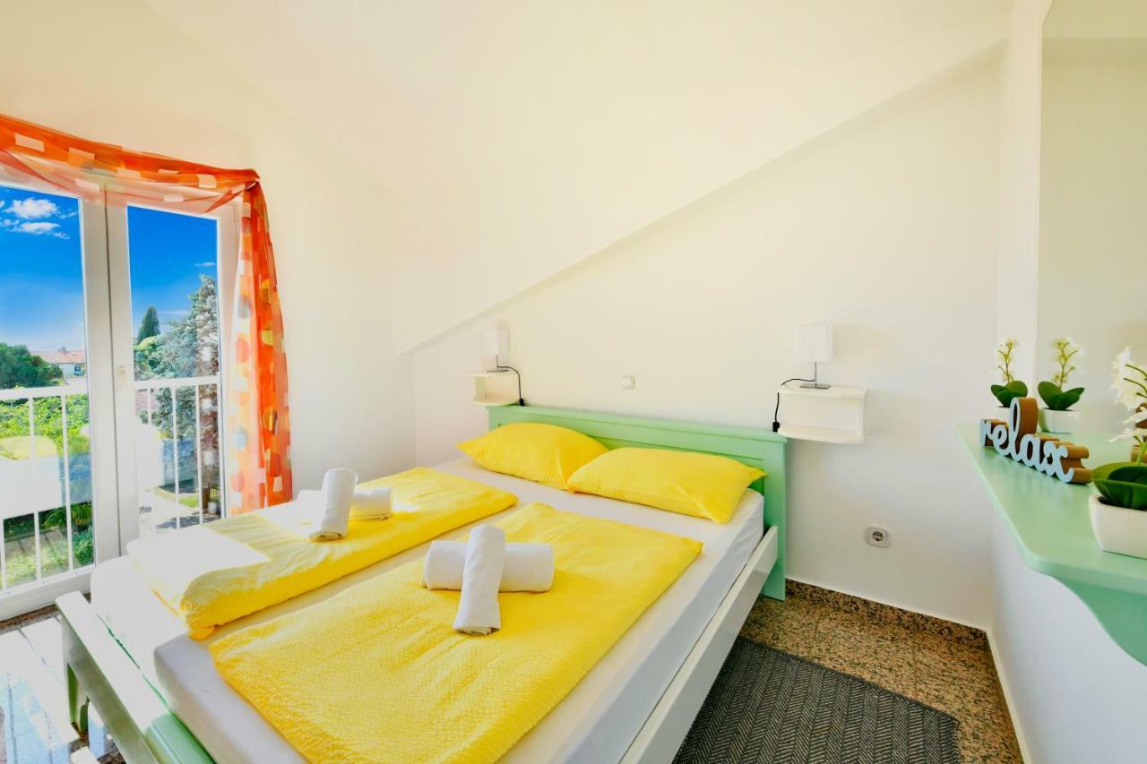 Apartman Del Mar Appartement Poreč Buitenkant foto