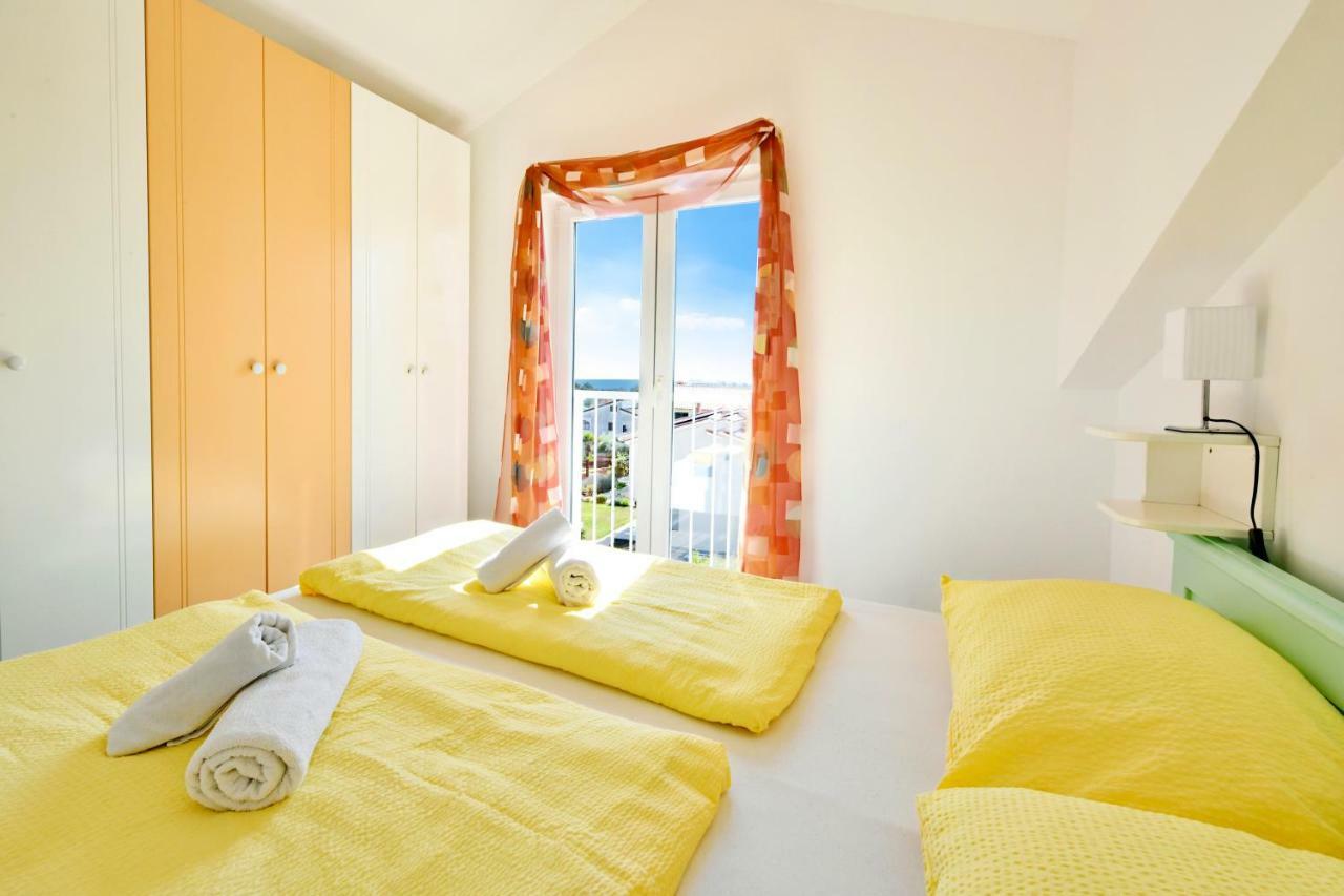 Apartman Del Mar Appartement Poreč Buitenkant foto