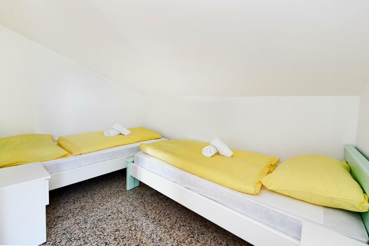 Apartman Del Mar Appartement Poreč Buitenkant foto