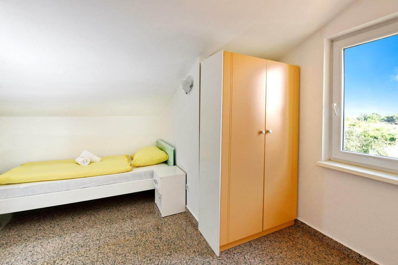 Apartman Del Mar Appartement Poreč Buitenkant foto
